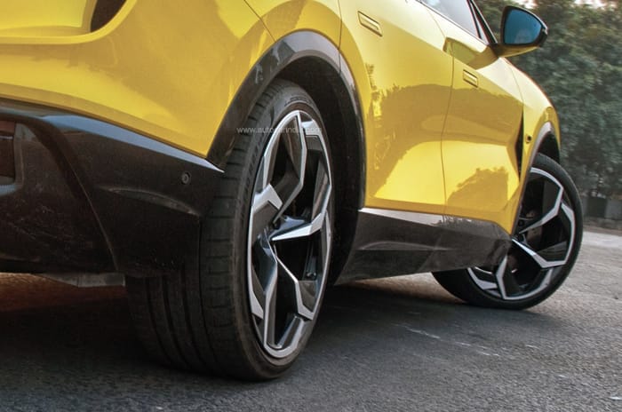 Lotus Eletre review: 905hp electric super SUV driven